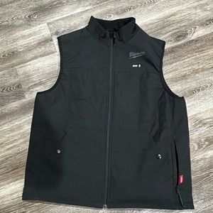 Mens Milwaukee M12 Heated Vest